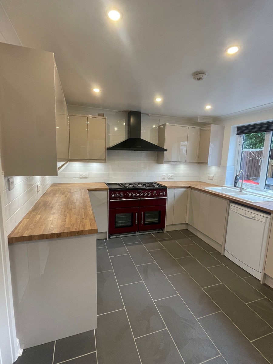Kitchen Fitter: Image 3